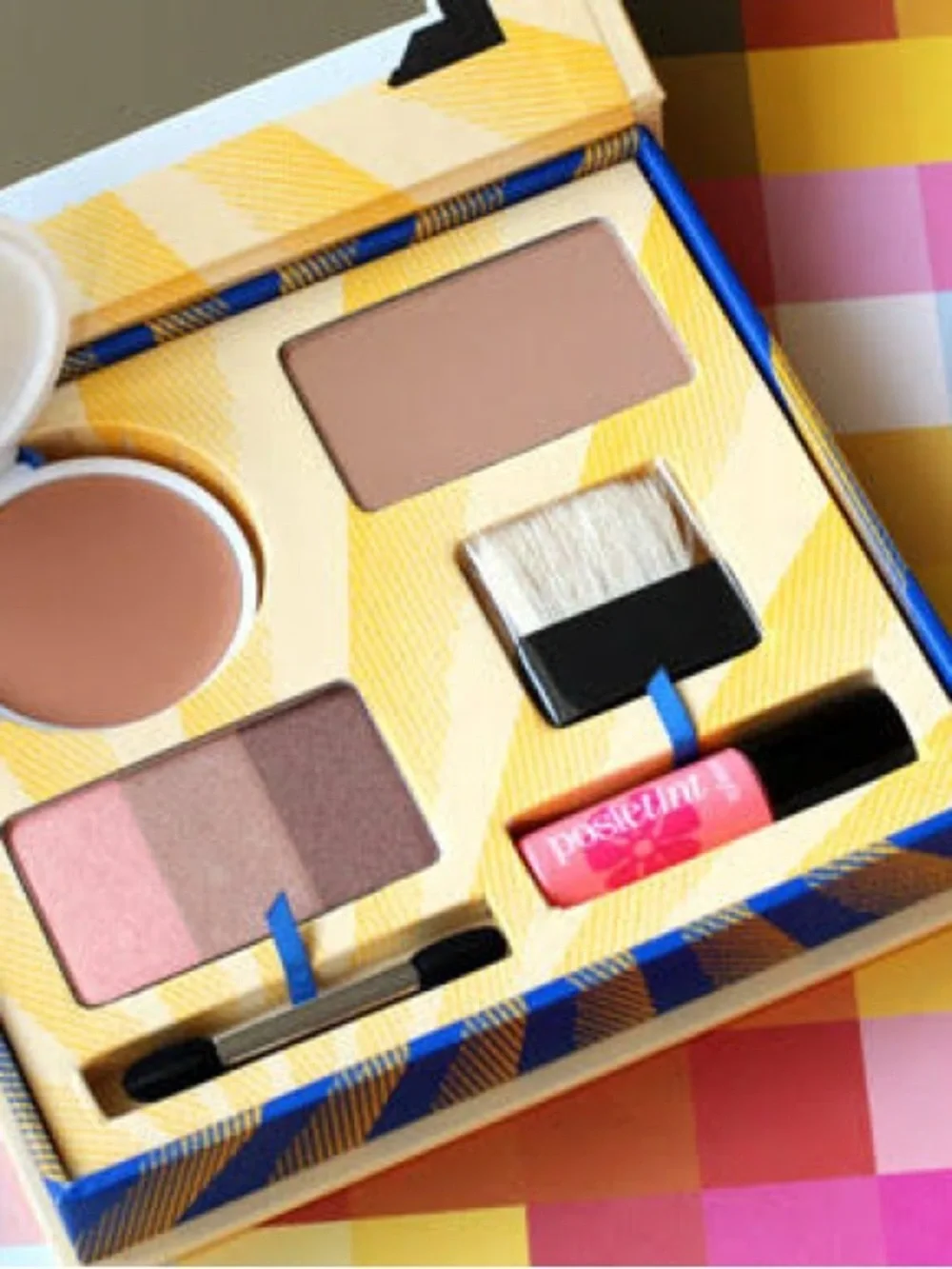Benefit cabana glama